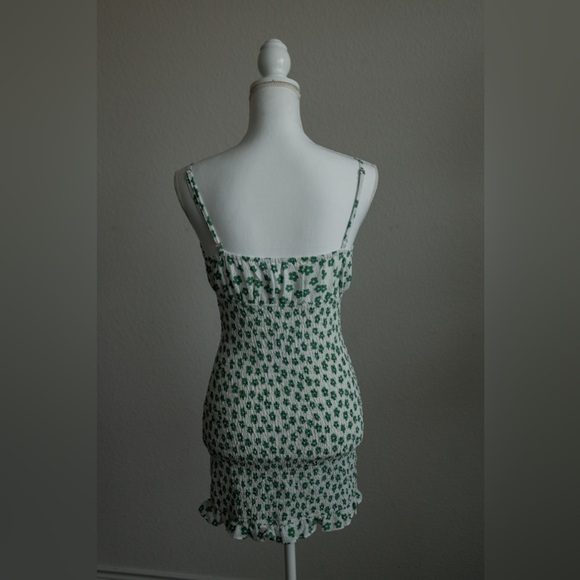 NWT Princess Polly Stefanie Mini Dress Green Floral | US 4 - Picture 3 of 7